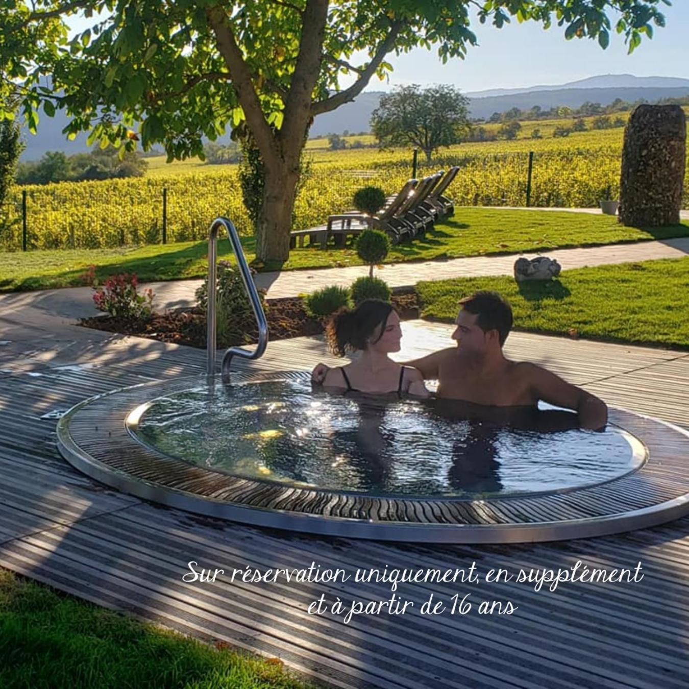 Hotel Du Bollenberg - Restaurant "Cote Plaine" - Spa De La Colline Westhalten Buitenkant foto